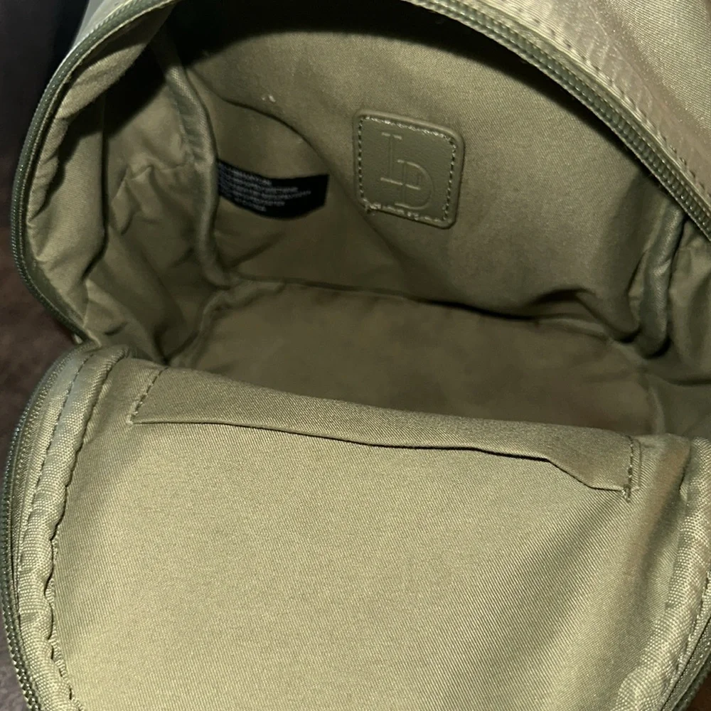 LD Mini Backpack - Picture 4 of 4